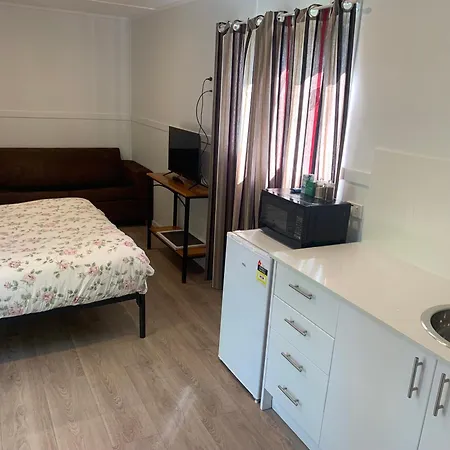 Blue Sapphire Pet Friendly Studio Glen Innes Exterior photo